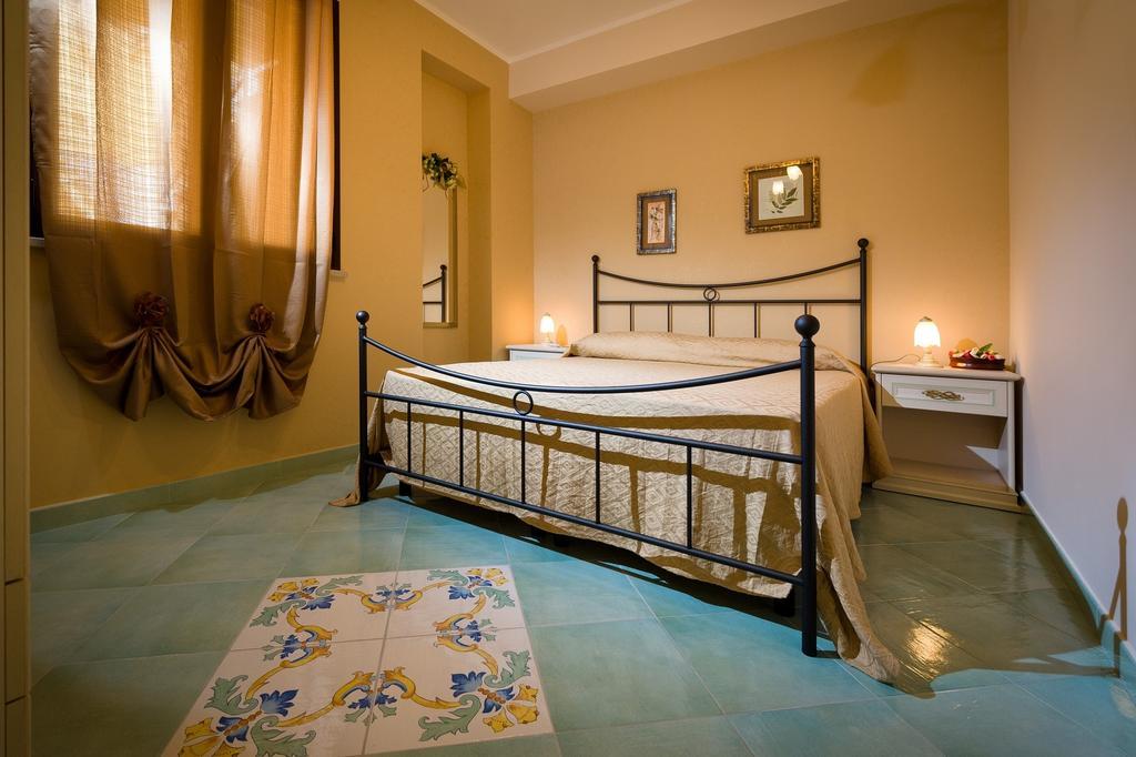 Appartamenti Il Patio San Vito Lo Capo Oda fotoğraf