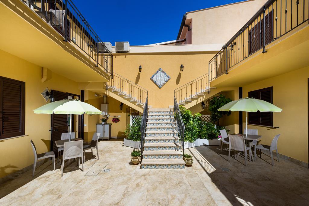 Appartamenti Il Patio San Vito Lo Capo Dış mekan fotoğraf